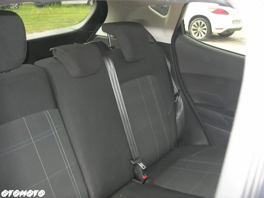 Ford Fiesta 1.1 S&S TREND - 18