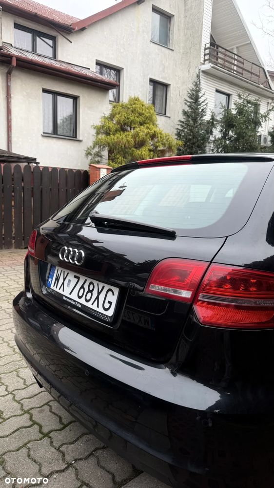 Audi A3 Sportback 1.8 TFSI Attraction S tronic - 4