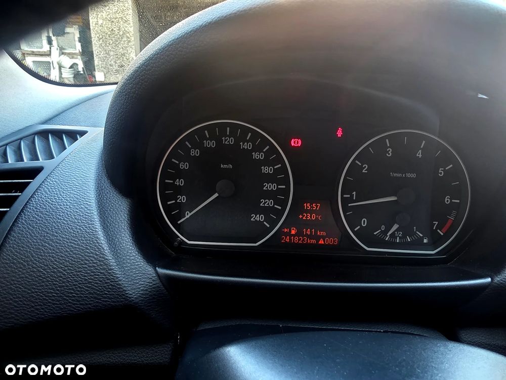 BMW Seria 1 116i - 8