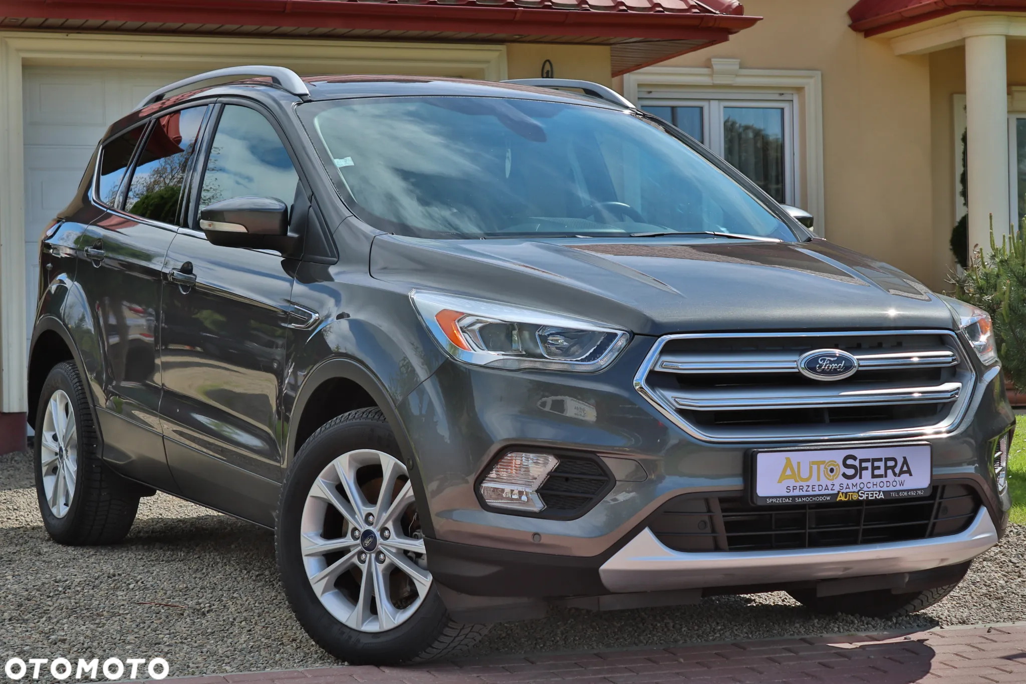 Ford Kuga 2.0 TDCi 2x4 Business Edition - 3