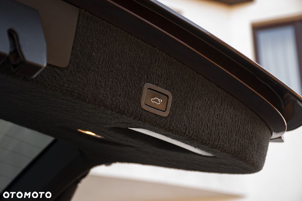 Volvo XC 60 T5 Powershift RDesign - 32