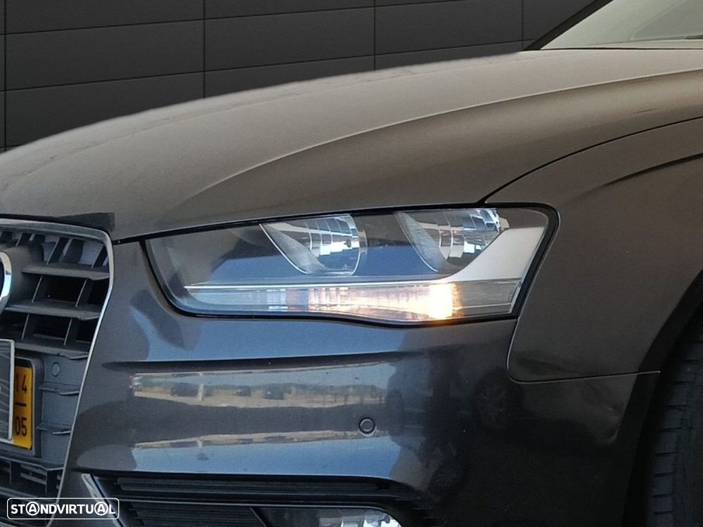 Audi A4 Avant 2.0 TDI exclusive - 5