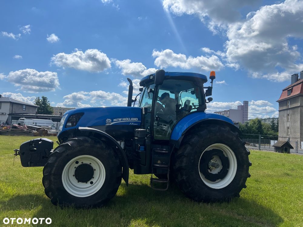 New Holland T 7.250 Auto  C0mmand - 6