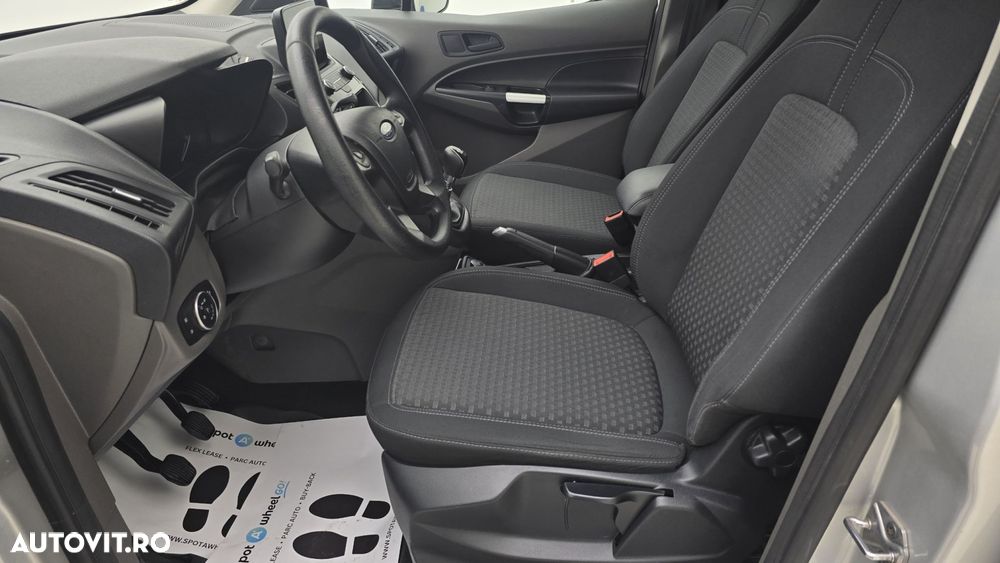 Ford Transit Connect - 12