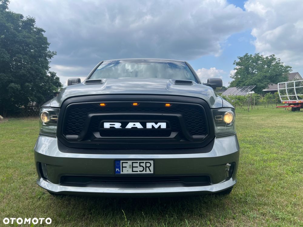 Dodge RAM - 1