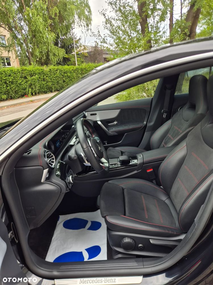 Mercedes-Benz CLA - 13
