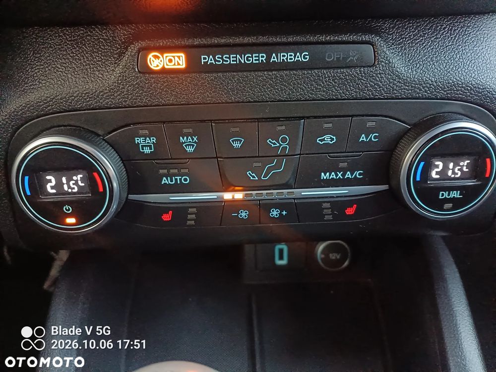 Ford Focus - 25