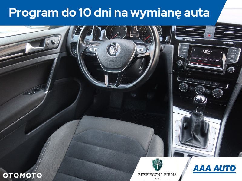 Volkswagen Golf Variant - 9