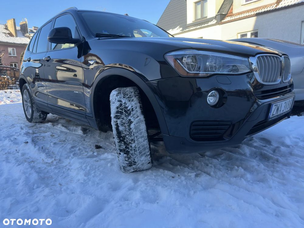 BMW X3 28i xDrive - 4