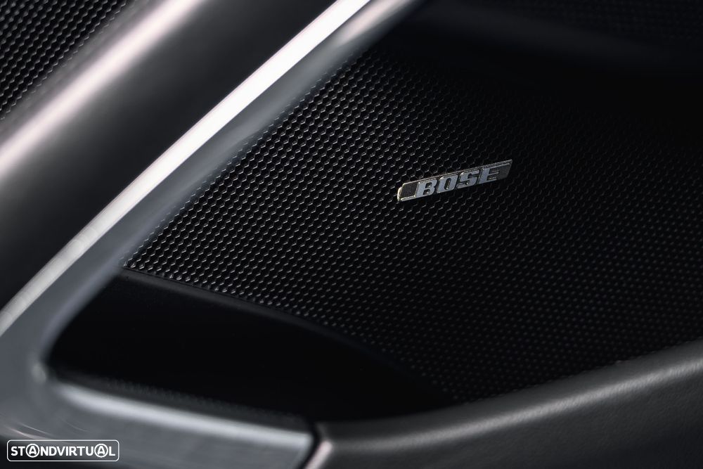 Porsche 911 (991) Turbo S Cabriolet - 23