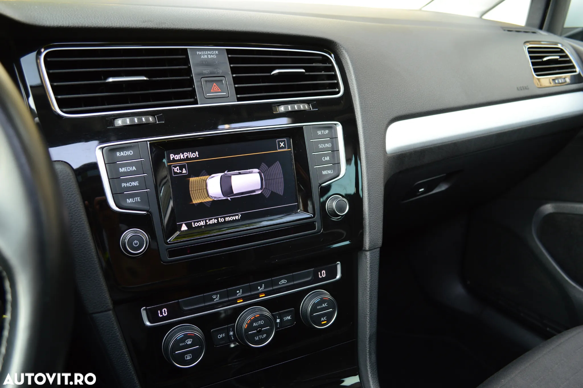 Volkswagen Golf 1.4 TSI ACT BlueMotion Technology Cup - 24