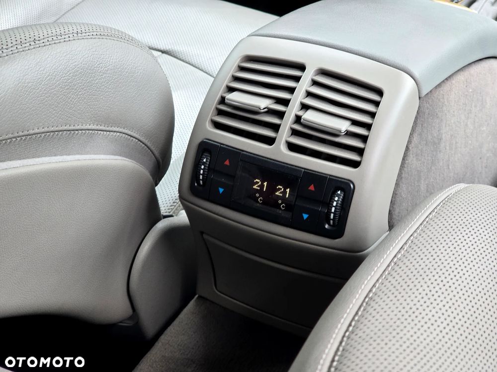 Mercedes-Benz Klasa E 320 CDI 4-Matic Avantgarde - 12