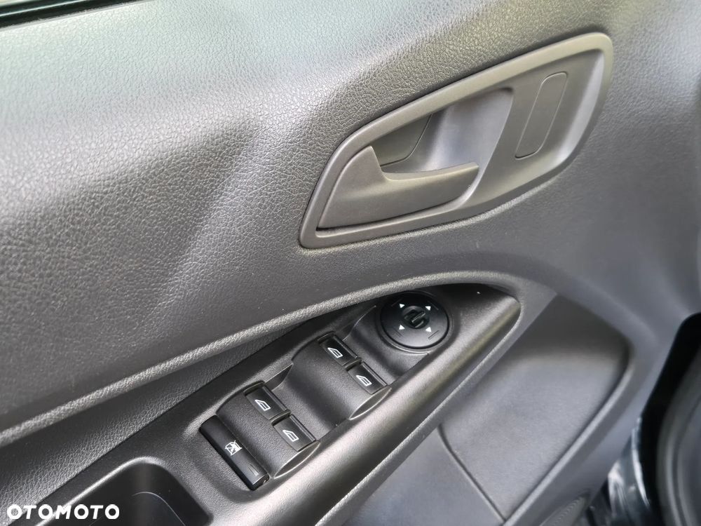 Ford Tourneo Connect Grand 1.6 TDCi Titanium - 29