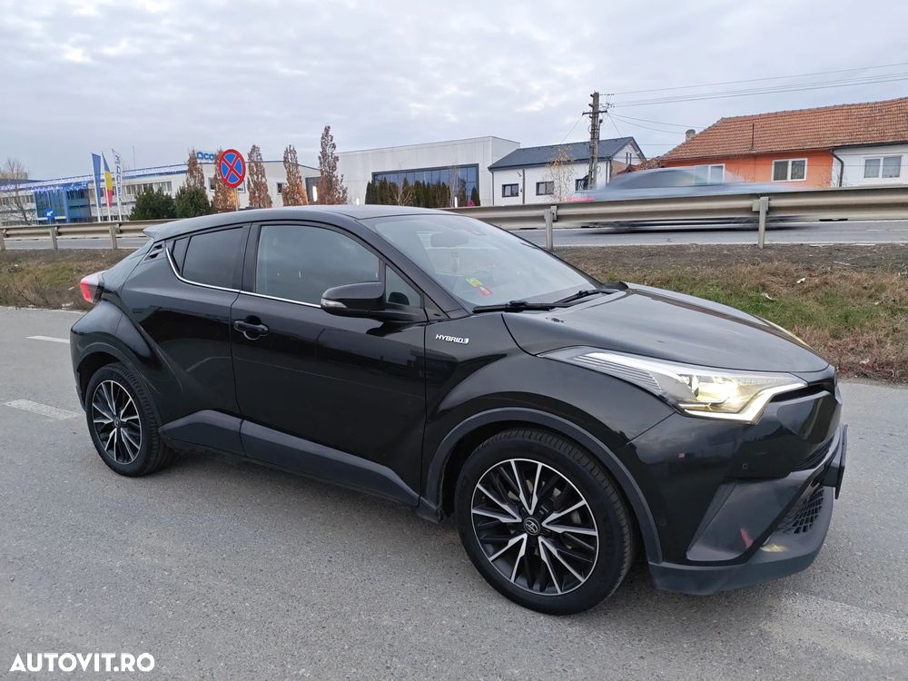 Toyota C-HR Hybrid Business-Edition - 11