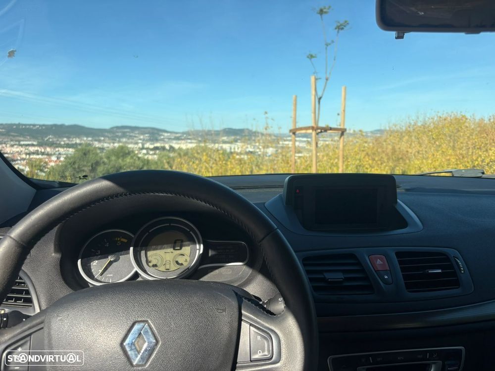 Renault Mégane Sport Tourer 1.5 dCi Dynamique - 12