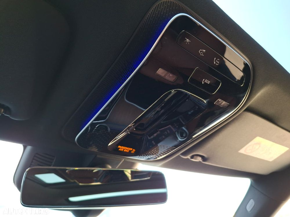 Mercedes-Benz C 300 e 4MATIC PHEV - 34