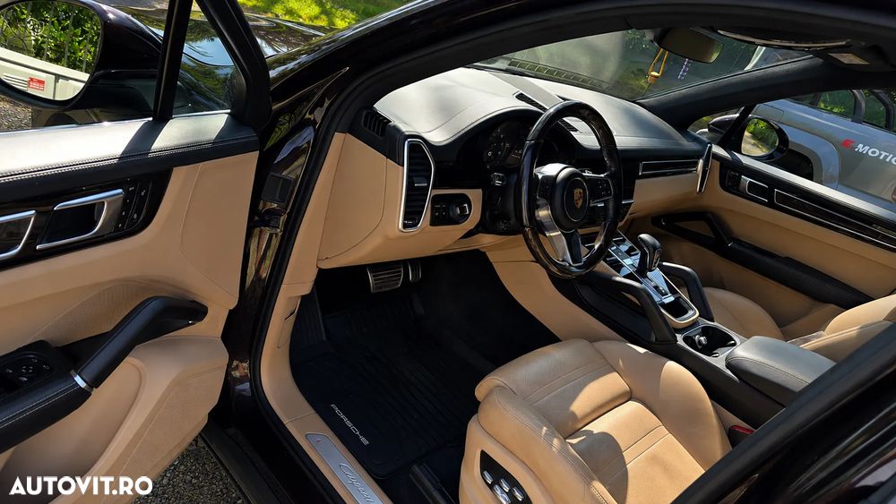 Porsche Cayenne S Tiptronic S Platinum Edition - 6