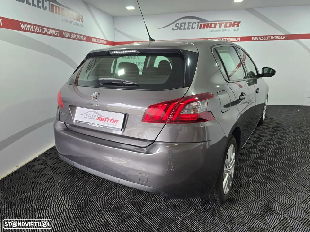Peugeot 308 2019 photo 5