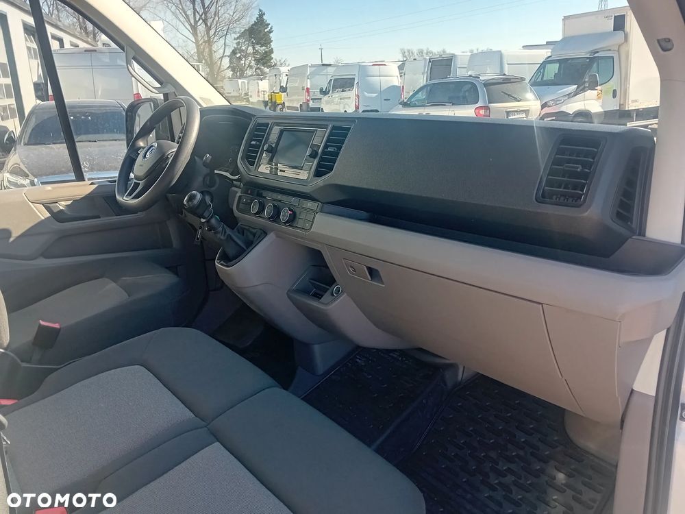 Volkswagen Crafter - 11