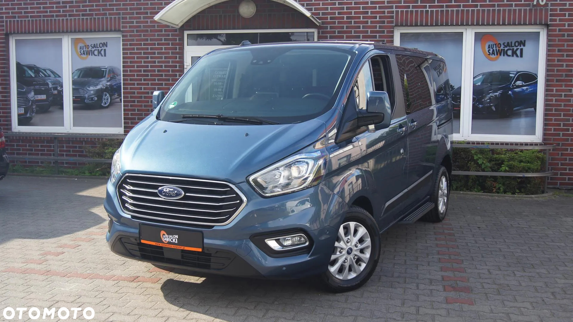 Ford Tourneo Custom 2.0 EcoBlue L1 Titanium SelectShift - 2