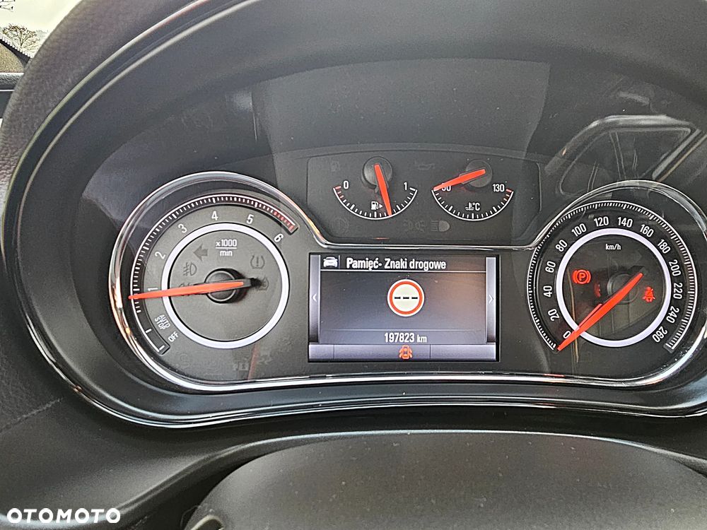 Opel Insignia 2.0 CDTI 4x4 ecoFLEX Start/Stop Business Innovation - 24