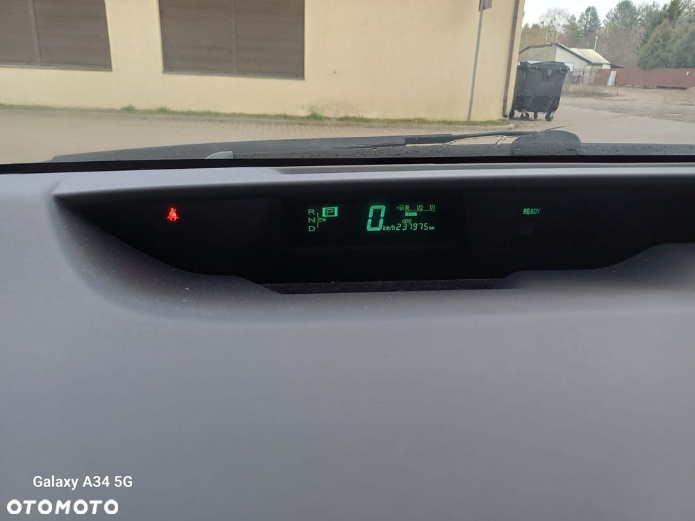Toyota Prius - 12