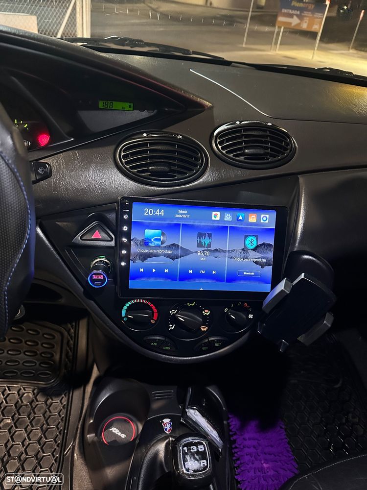 Ford Focus - 16