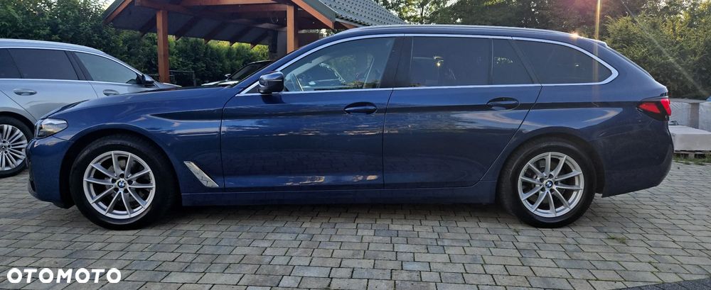 BMW Seria 5 520d Luxury Line - 21