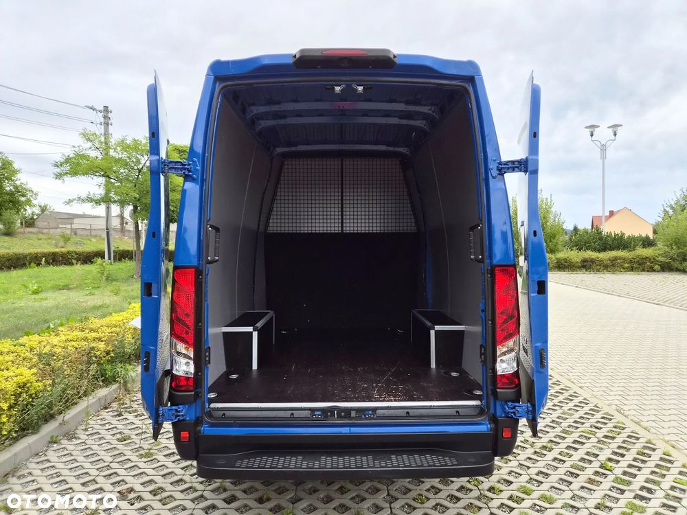 Iveco Daily - 16