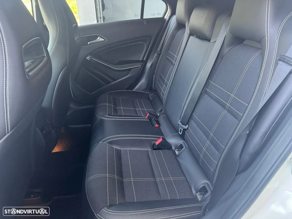 Mercedes-Benz A 200 CDI 7G-DCT Urban - 26