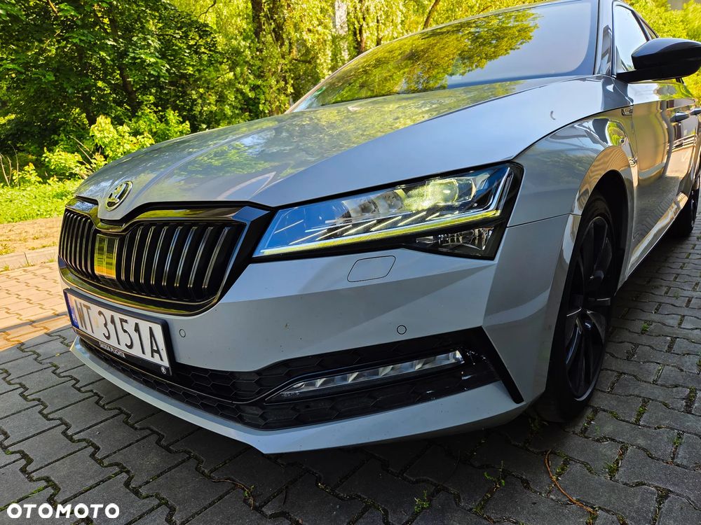 Skoda Superb 2.0 TDI SCR Sportline DSG - 40