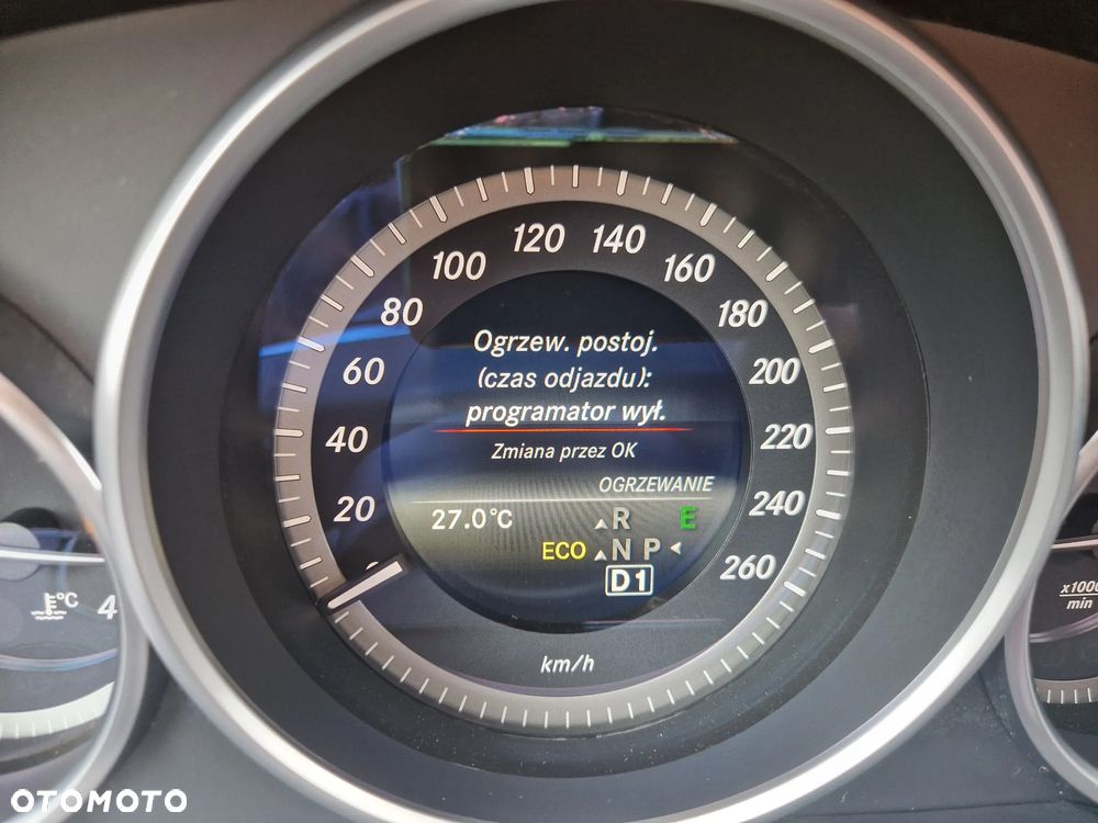 Mercedes-Benz Klasa E 250 BlueTEC 9G-TRONIC Avantgarde - 27