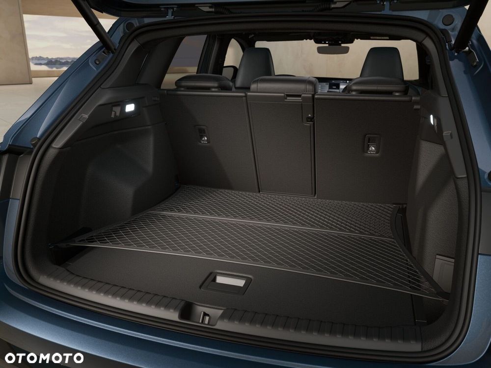 Audi Q4 e-tron - 11