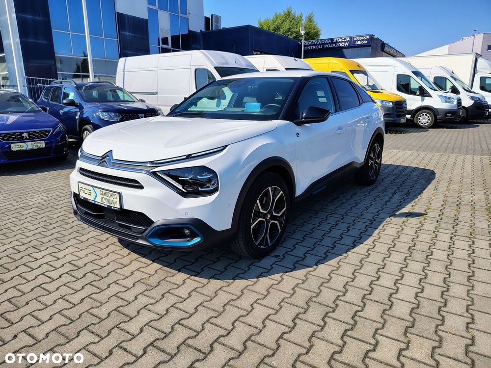 Citroën C4 EV136 50kWh Shine - 3