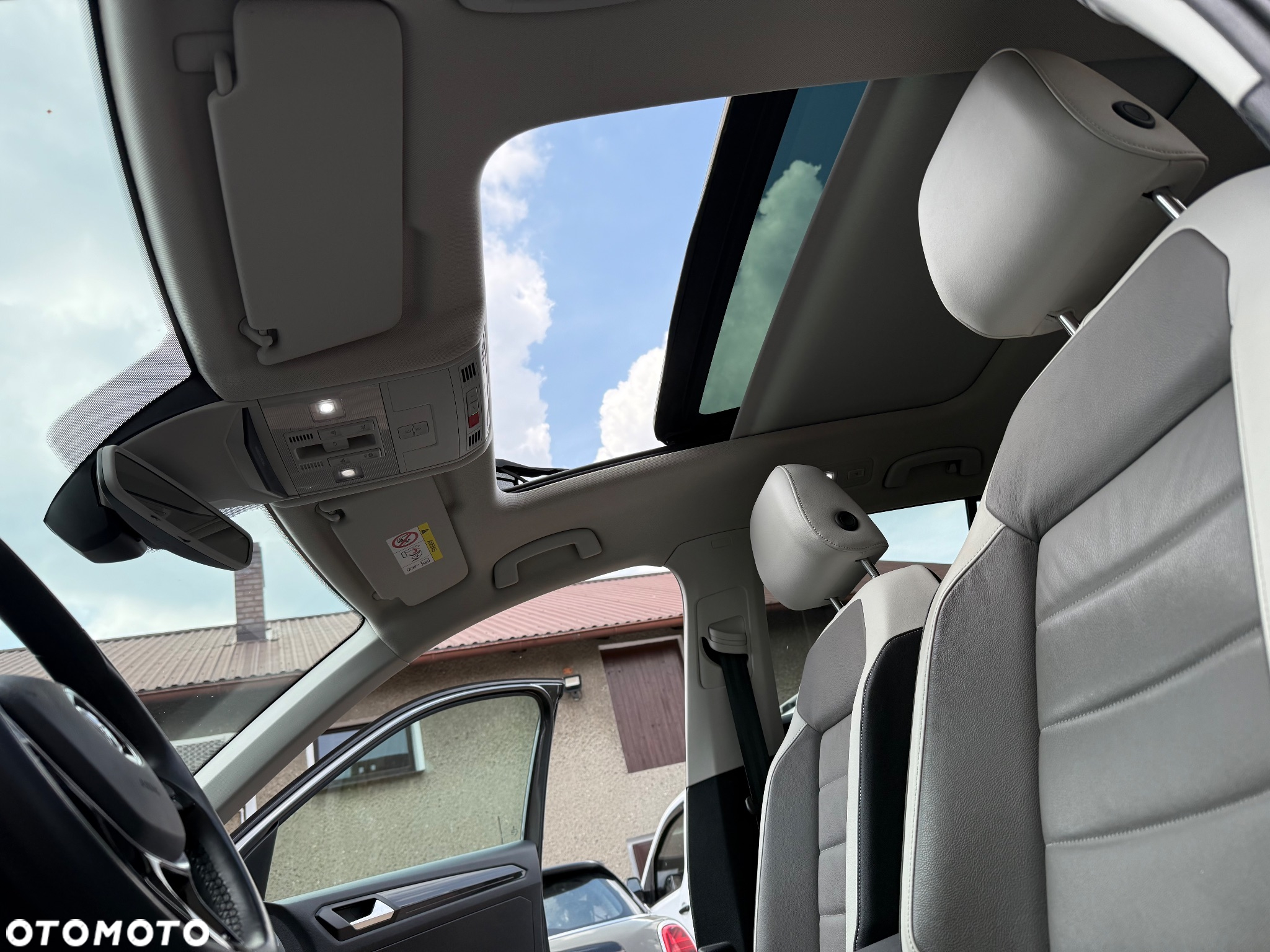 Volkswagen T-Roc 2.0 TDI SCR DSG ACTIVE - 22