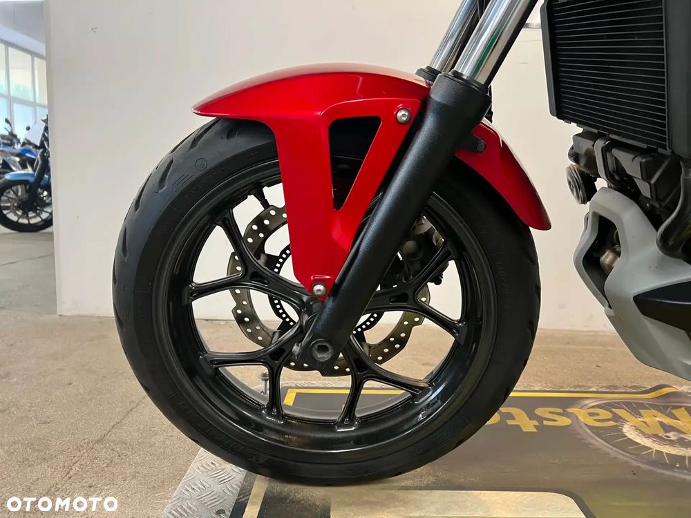 Honda NC - 21