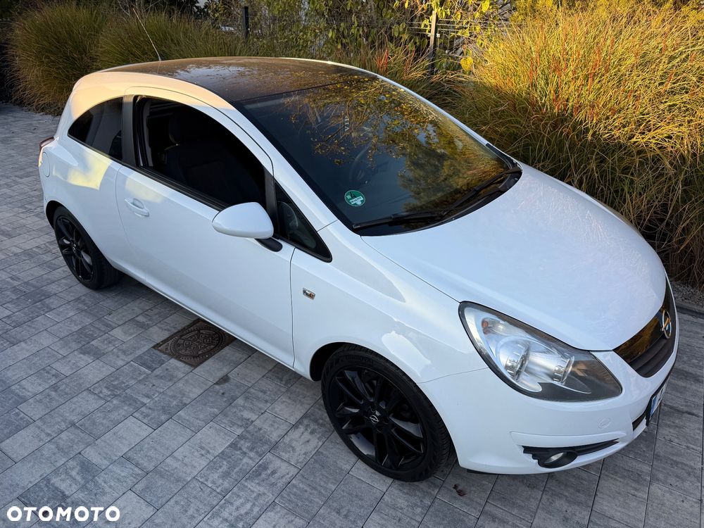 Opel Corsa 1.2 16V Cosmo - 29