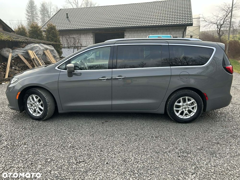 Chrysler Pacifica - 14