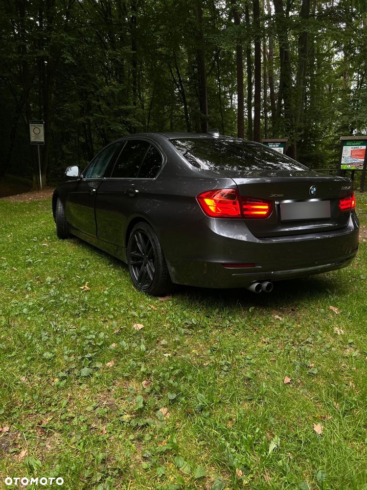 BMW Seria 3 335d xDrive Luxury Line - 2