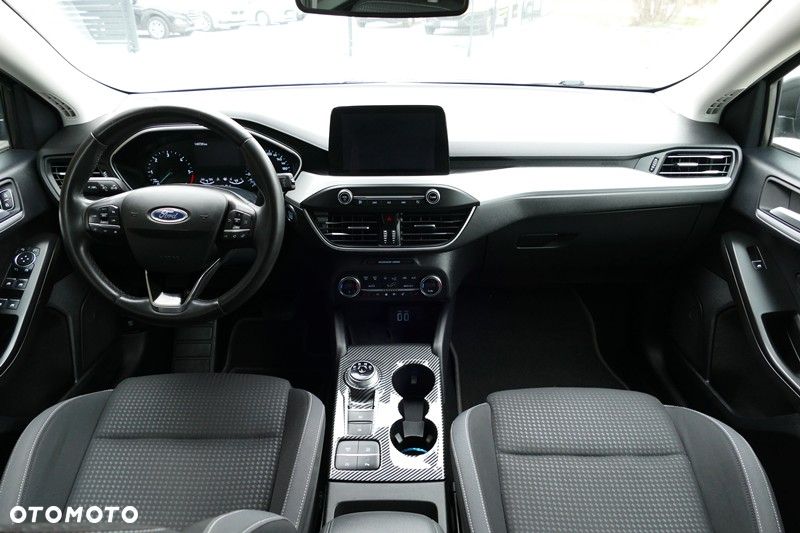 Ford Focus - 22