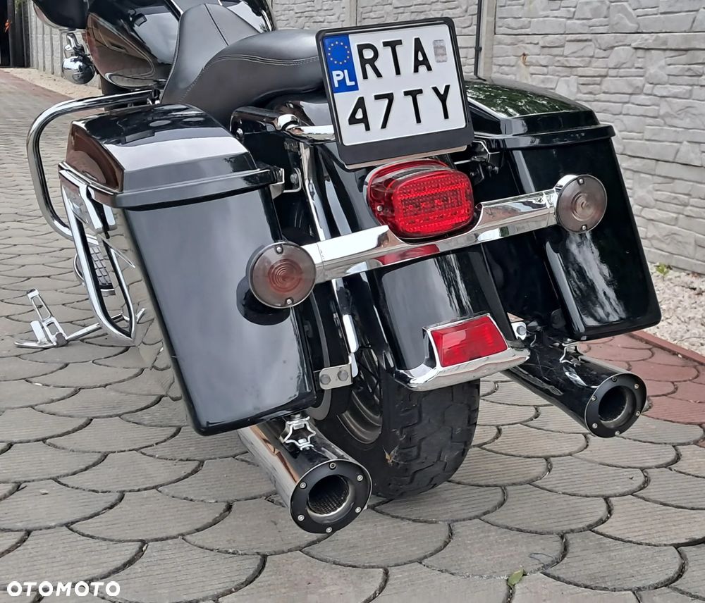 Harley-Davidson FLHT Electra Glide Standard - 12