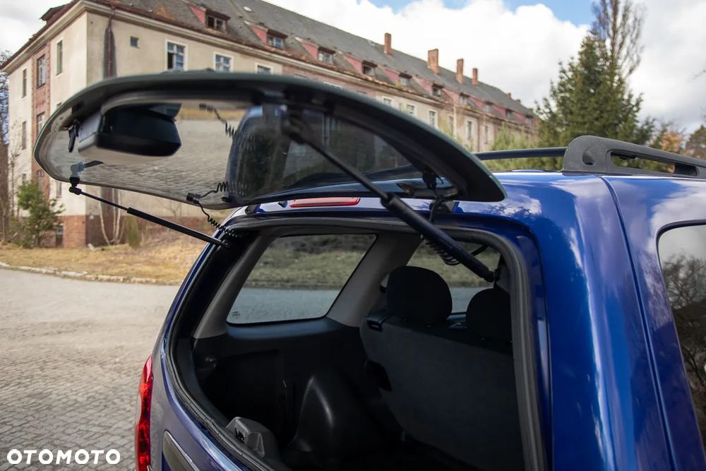 Mazda Tribute 4x4 Adventure Comfort - 32