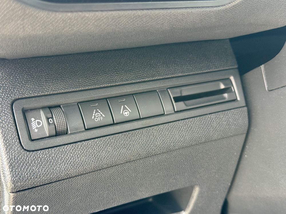 Peugeot 3008 BlueHDi 130 Stop & Start EAT8 Allure - 11
