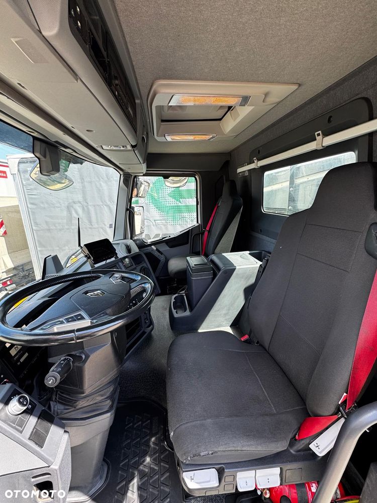 Renault C 440 - 13