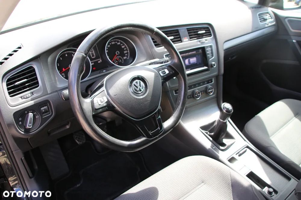 Volkswagen Golf 1.4 TSI BMT Comfortline - 10