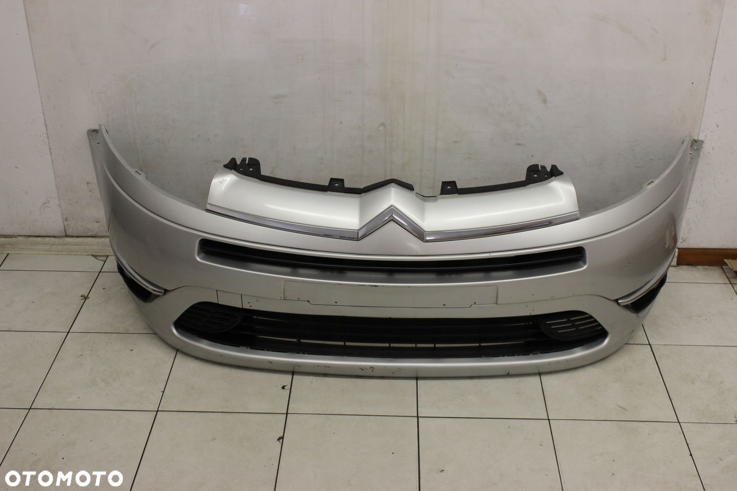 ZDERZAK PRZÓD CITROEN C4 GRAND PICASSO 06R- EZR EZRC - KOD LAKIERU - 2