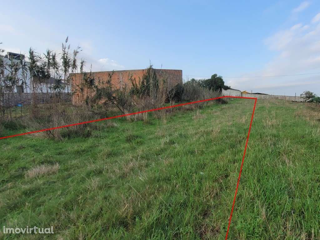 Terreno para construção de 2 moradias - Grande imagem: 4/8