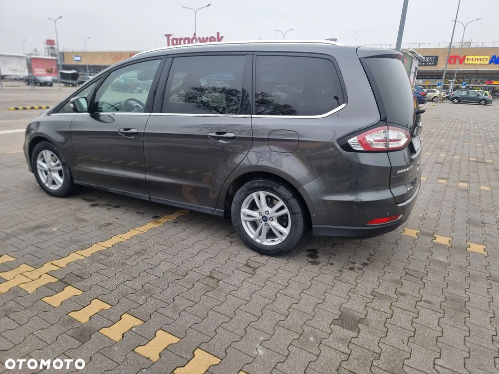 Ford Galaxy 2.0 EcoBlue Titanium - 4