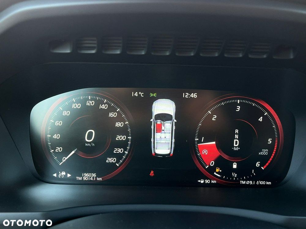 Volvo XC 90 - 19