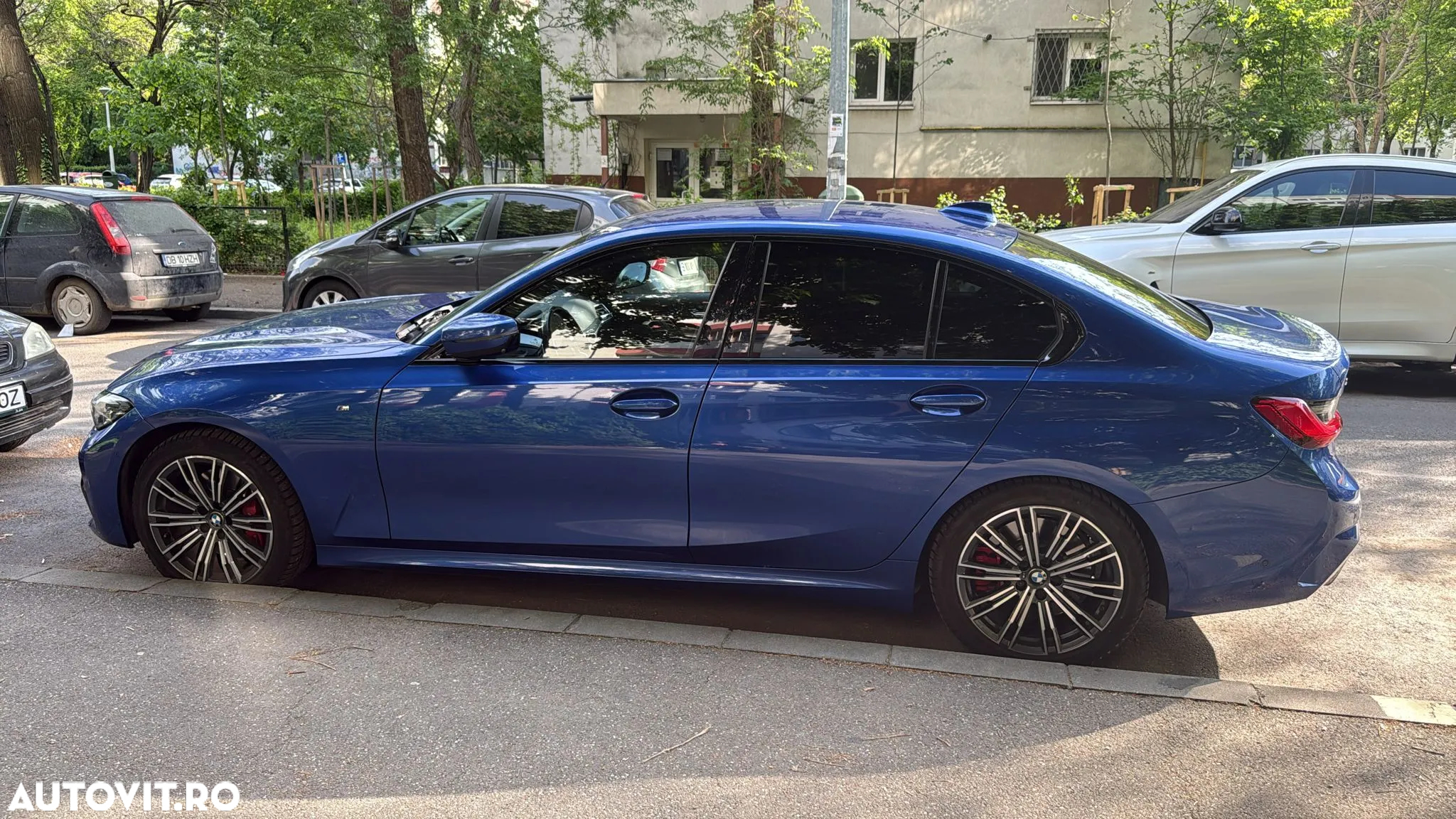 BMW Seria 3 330d xDrive AT MHEV - 13